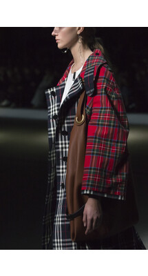 Details Burberry Spring 2018 Ready-to-Wear Burberry Spring весна лето 2018 коллекция неделя моды в Лондане LFW Mainstyles